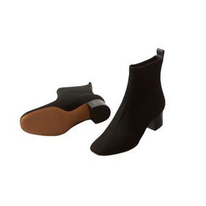 Everlane The Glove Boots in Black Womens Knit Ankle Bootie